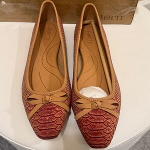 #246. Born Women's Tan/Burnt Orange Ballet Flats